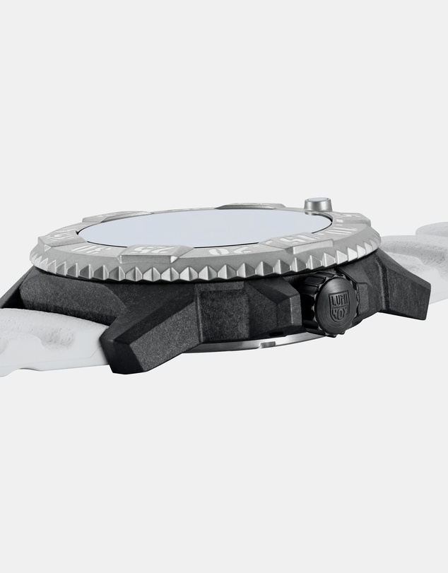 Luminox - Luminox Master Carbon MIL-SPEC 46mm Watch Set