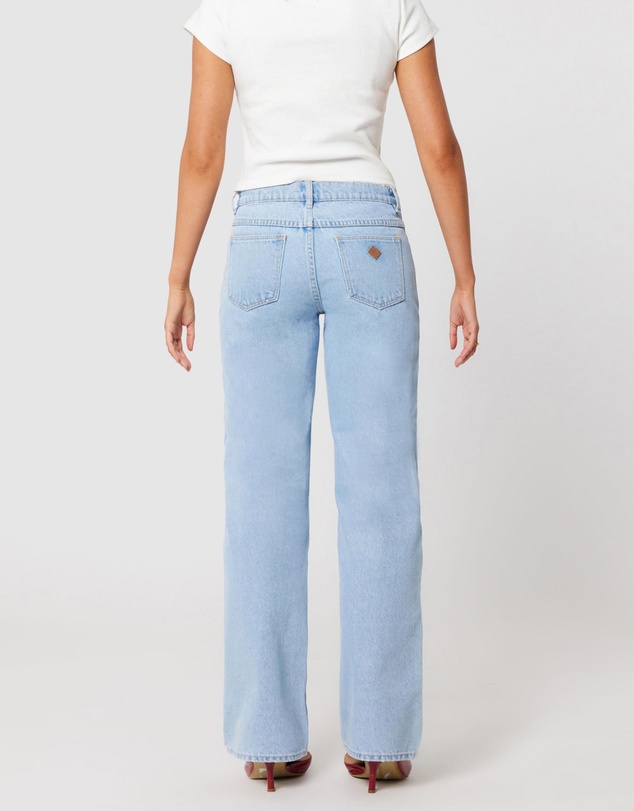 Abrand - 99 Low & Wide Kendall Jeans