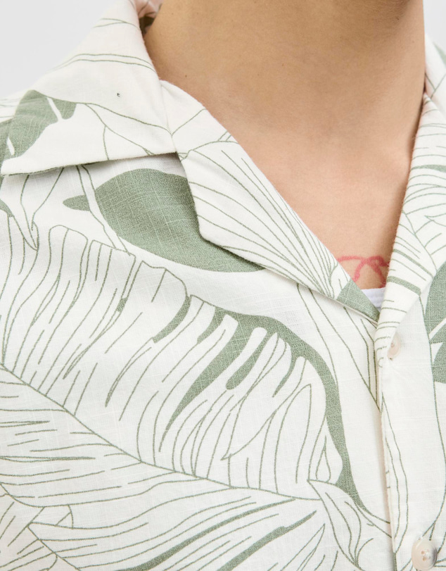 Jack & Jones - JPRBluBahamas Print Resort SS Shirt