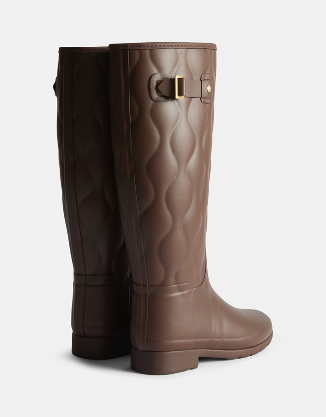 Hunter - Women’s Refined Tall Onion Quilt in Brown Bolt
