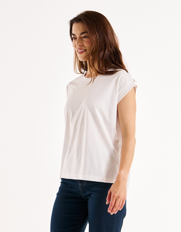 Betty Basics - Michaela Tee