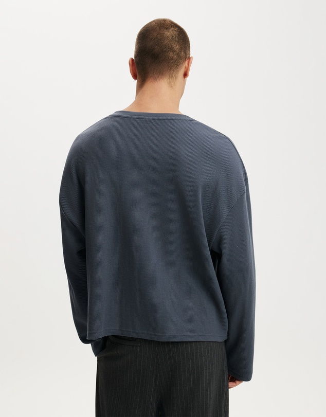 Cotton On - Relaxed Fit Textured Henley Long Sleeve