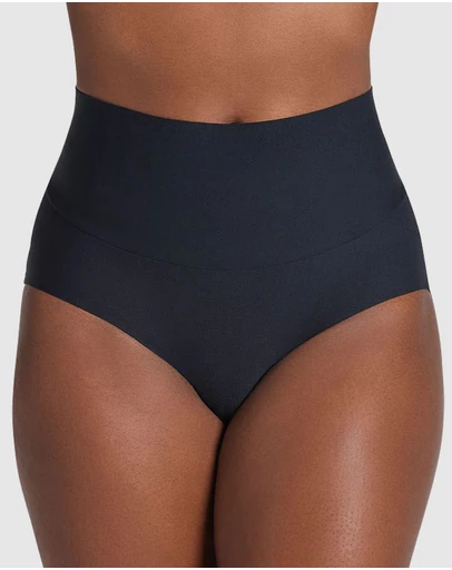 Leonisa - FusedContour No Show Firm Control Shaping Brief