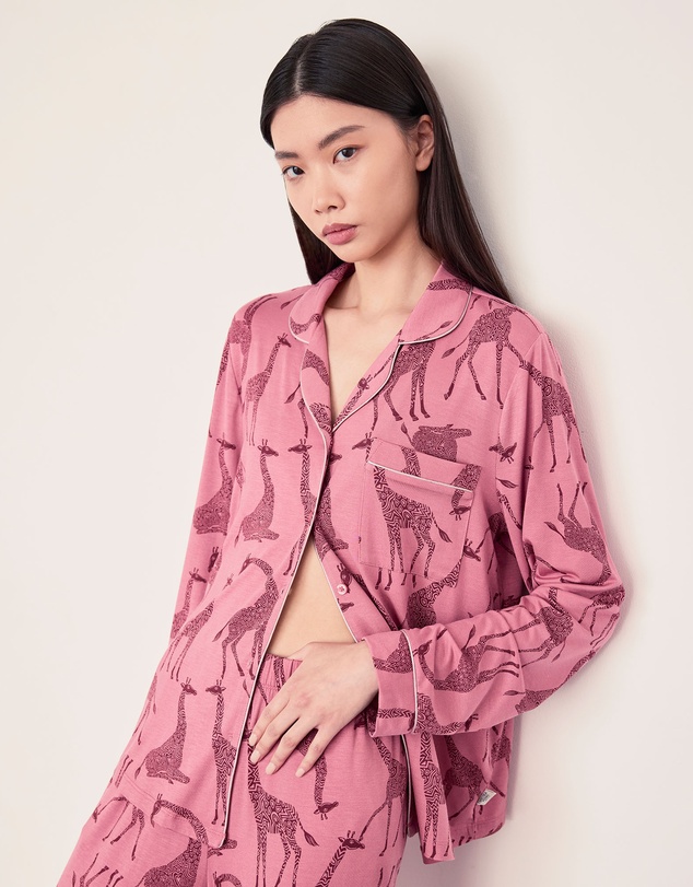 Chelsea Peers - Tencel Modal Giraffe Long Pyjama Set