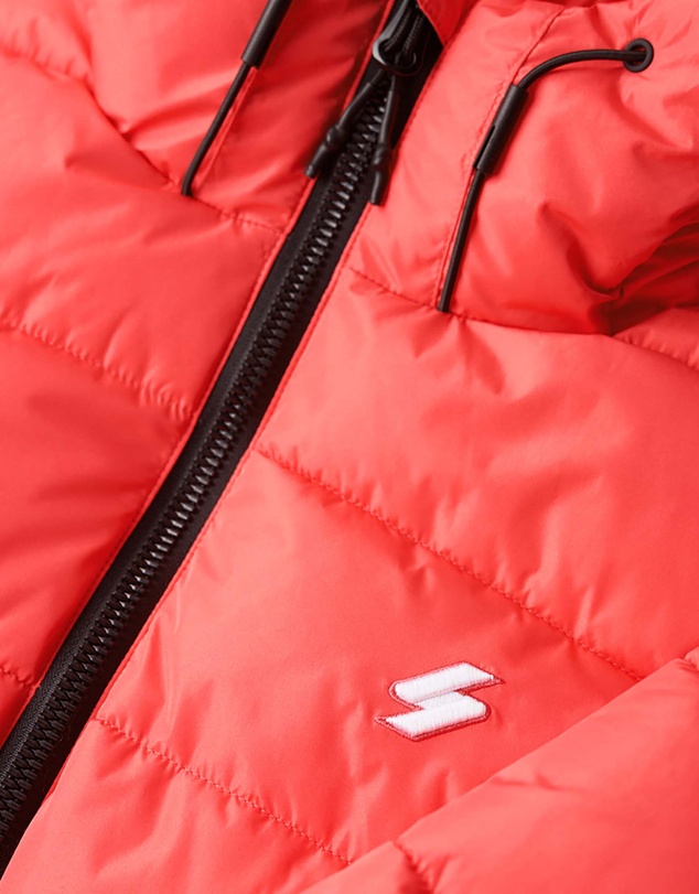 Superdry - Slim Fit Hooded Spirit Sports Puffer