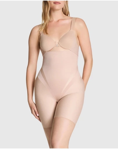 Spanx - Ultra-Sculpt High-Waisted Midthigh Shorts