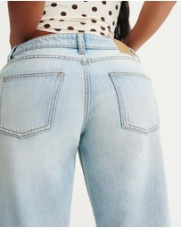Cotton On - Curvy Low Rise Straight Jeans