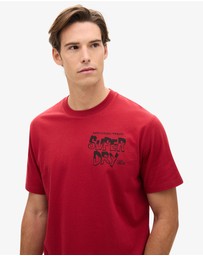 Superdry - Movie Graphic Chest Tee