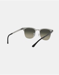 Ray-Ban - Clubmaster Metal RB3716
