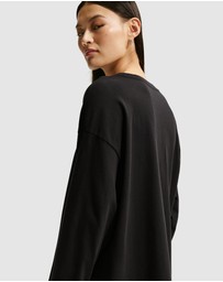 Nike - Sportswear Classic Long Sleeve Oversized Tee