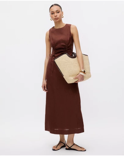 Minima Esenciales - Reyna Gathered Linen Midi Dress