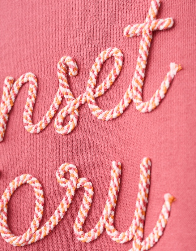 M.N.G - Love Sweatshirt - Teens