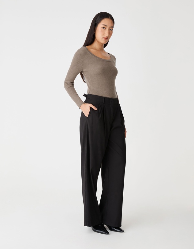 Forcast - Samira Scoop Neck Knit