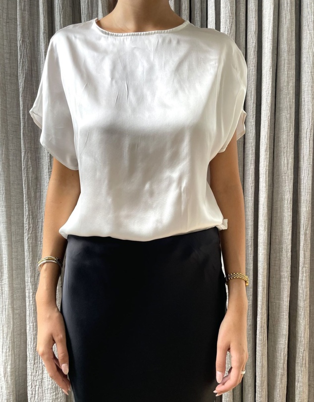 SILK MAGNOLIA - 100% Silk T-shirt