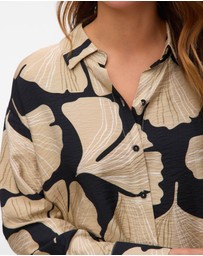 Vero Moda - Lucy Iben Oversized Shirt