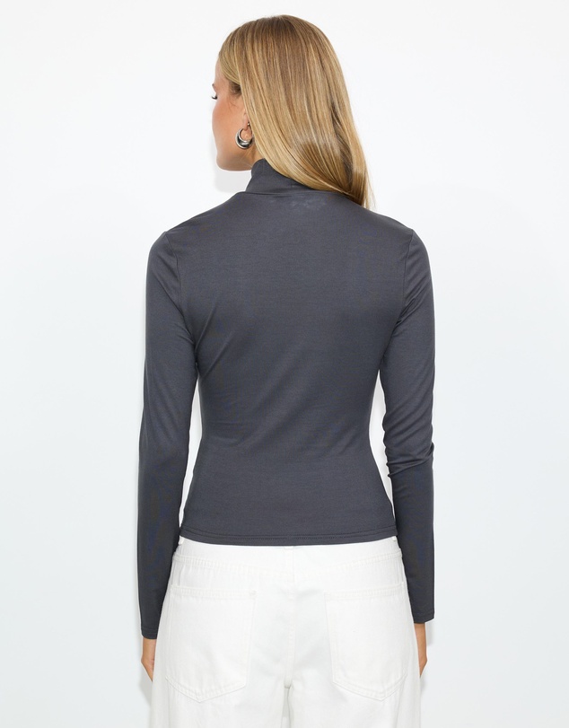 Dazie - Lila Turtleneck Jersey Top