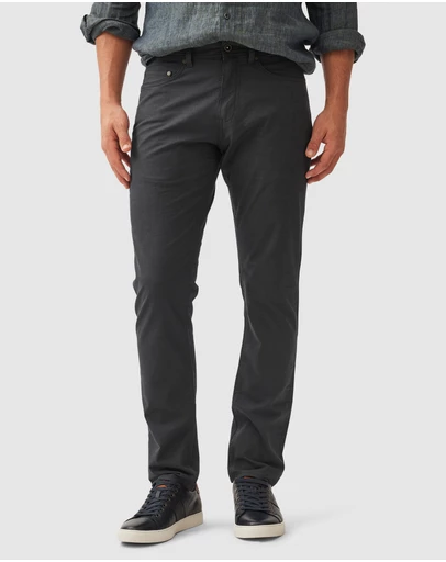 Rodd & Gunn - Gunn Straight Fit Jean Short Leg