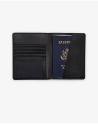 Marc Jacobs - The Passport Case