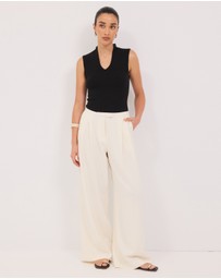 Calli - Ava Knit Top