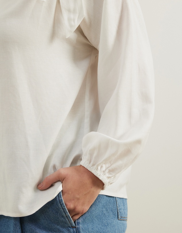 Atmos&Here Curvy - Scarlett Linen Off The Shoulder Top