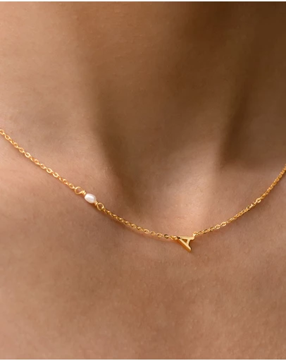 SAINT VALENTINE - Pearl Letter Necklace - Gold