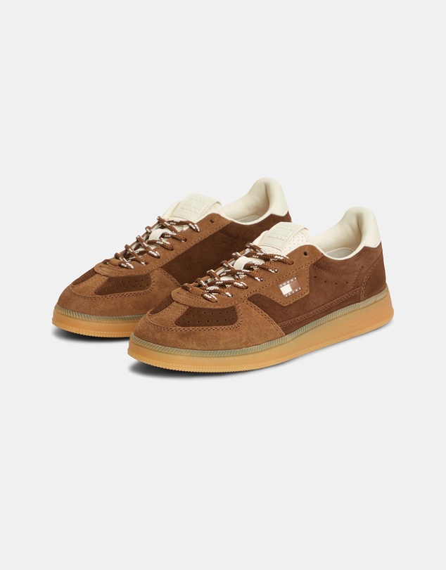 Tommy Hilfiger - TJ the Greenwich Edge Suede Sneakers - Women's