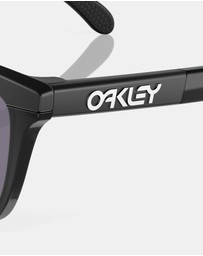 Oakley - Frogskins Range