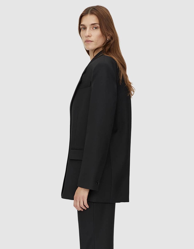 CAMILLA AND MARC - Edie Blazer
