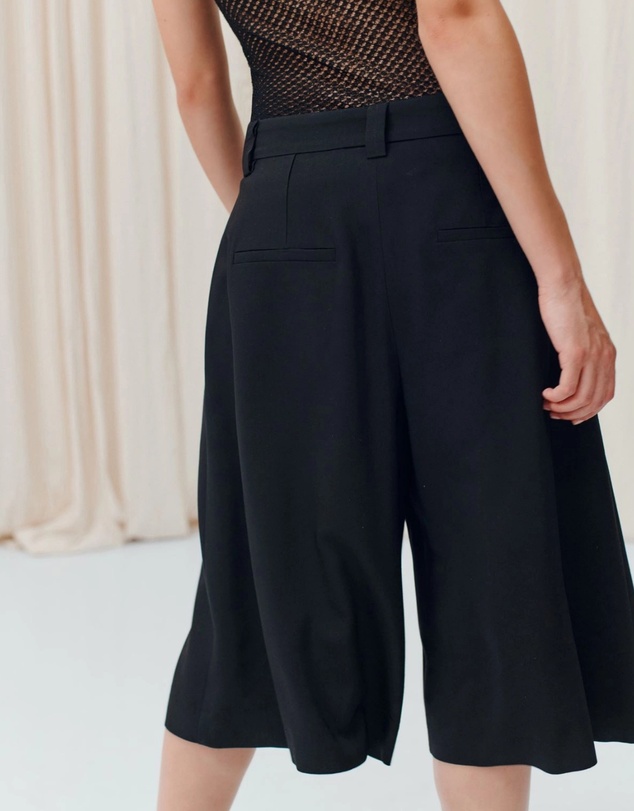 Marella - ICONIC EXCLUSIVE - Emily Ratajkowski Collab - Acceso Short Trouser