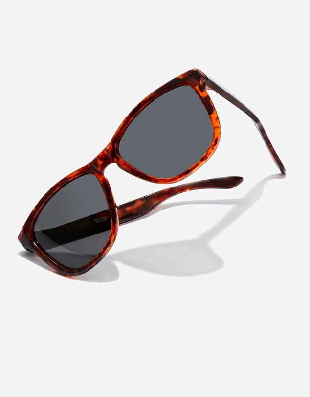 Hawkers Co - HAWKERS - Polarized Carey Dark ONE  Sunglasses for Men and Women UV400