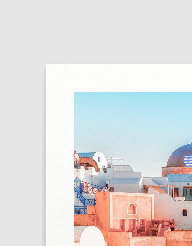 Olive et Oriel - Santorini Sunsets I Art Print