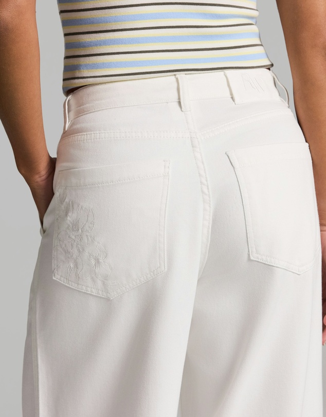 Rockwear - Relaxed Straight Leg Denim Pocket Jeans