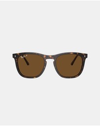 Ray-Ban - 0RB2210