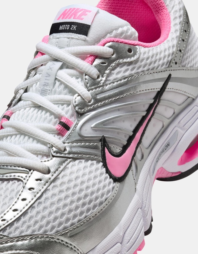 Nike - Air Max Moto 2K - Women's