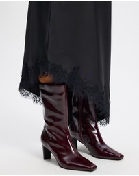 AERE - Anais Square Toe Heeled Leather Ankle Boots
