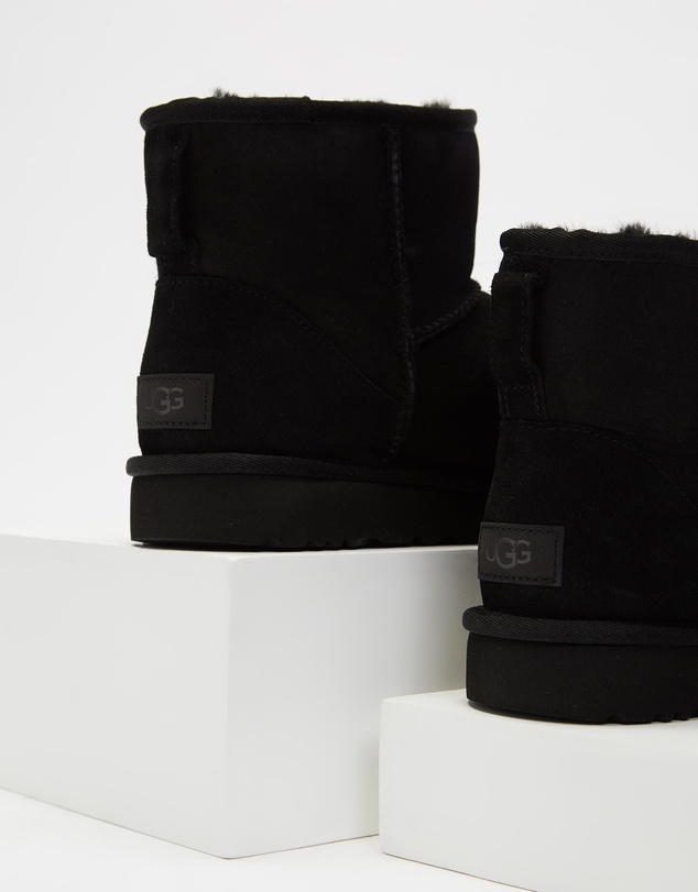 UGG - Womens Classic Mini II Boots