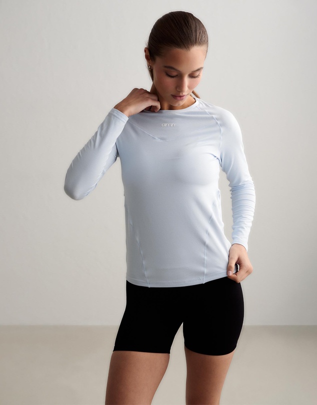 Aim'n - Soft Basic Long Sleeve T-Shirt