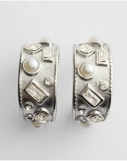 Moira Hughes - The White Label - The Jordan Hoops