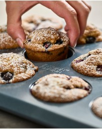 Joseph Joseph - Nest™ Bake 12-cup Non-Stick Muffin Tray with Easy-Pull Handles