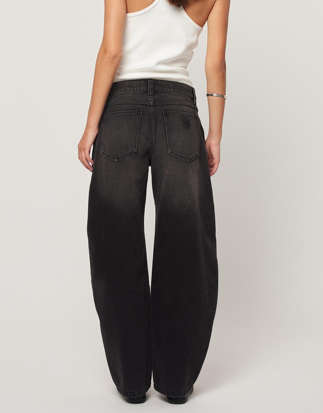Abrand - 99 Barrel Jeans