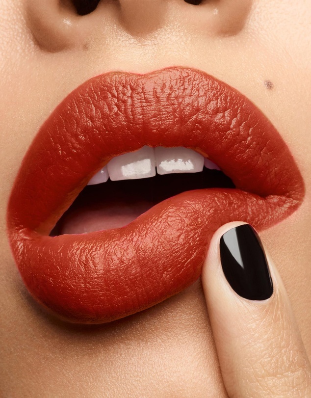 Yves Saint Laurent - Rouge Pur Couture The Slim Velvet Radical Lipstick - 21
