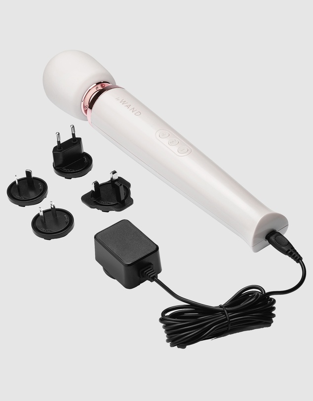 Le Wand - Le Wand Rechargeable Massager