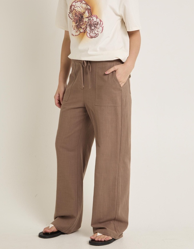 Subtitled - Lenny Linen Patch Pocket Pants