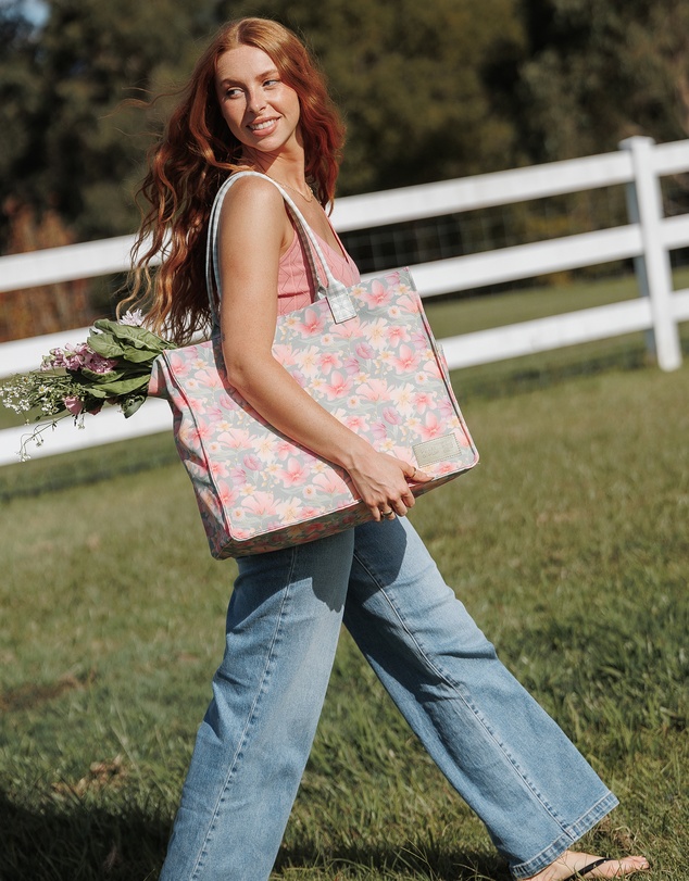The Somewhere Co - Sage Wildflowers Ultimate Tote Bag