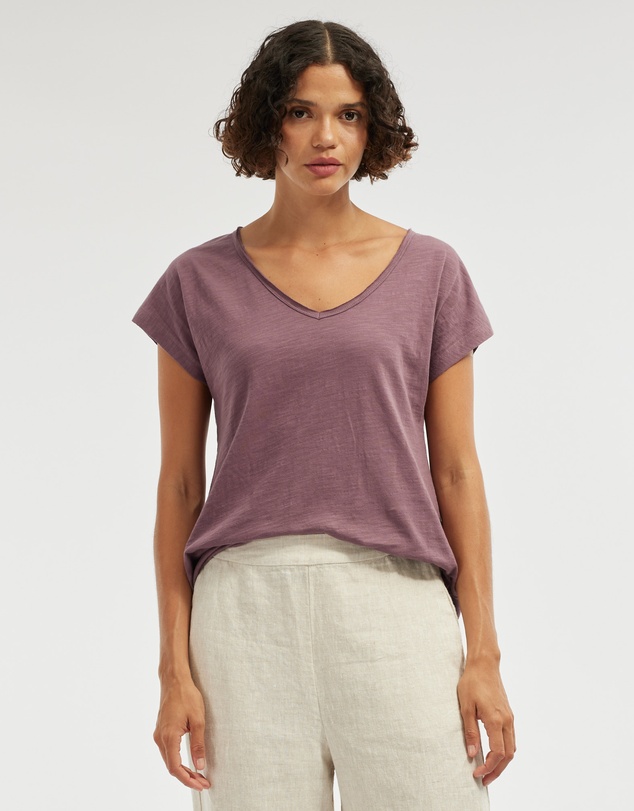 Amelius - Aiden Organic V Neck Tee