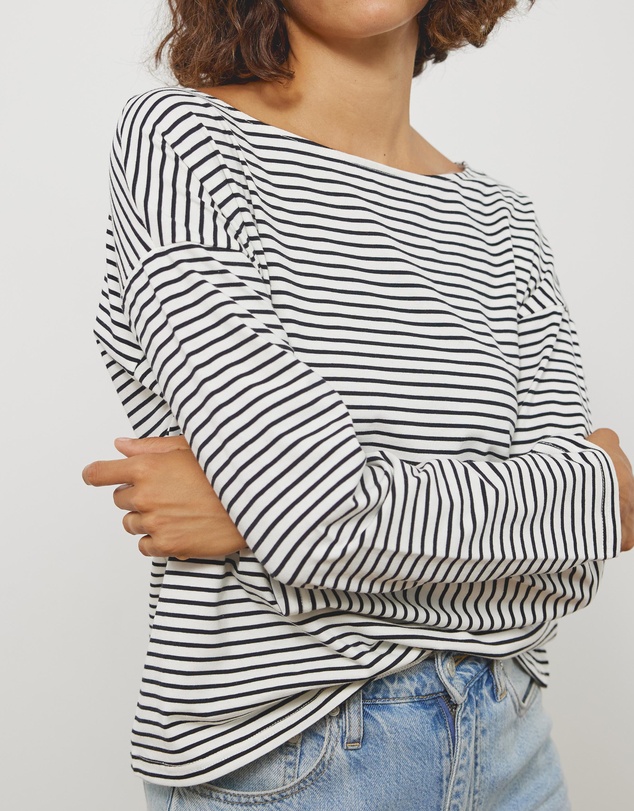 Atmos&Here - Long Sleeve Boat Neck Stripe Top