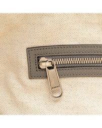 Pre-Loved by Azura Reborn - Pre-Loved gucci Gucci Tote Bag Embossed Logo