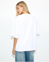 Dazie - Blurred Floral Oversized Graphic Tee