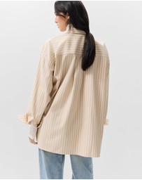 UNISON - Oversized Oxford Shirt