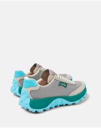 Camper - Trainers Drift Trail